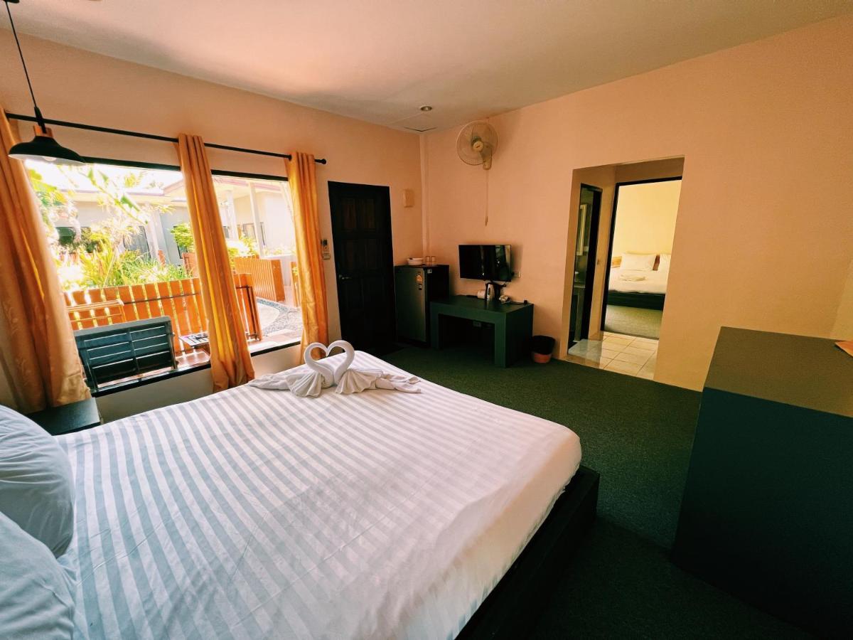 Vivi Hotel Resort Phuket Exterior photo